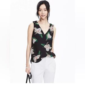 Women’s Banana Republic sleeveless blouse